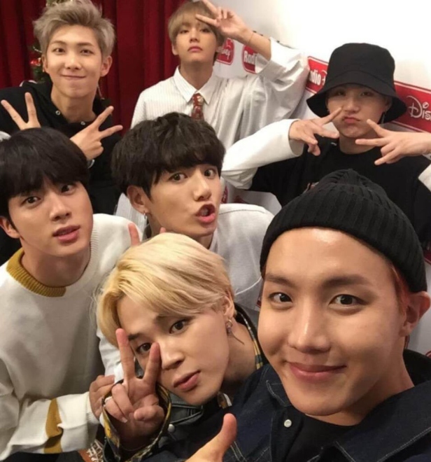 BTS（防弹少年团，방탄소년단）