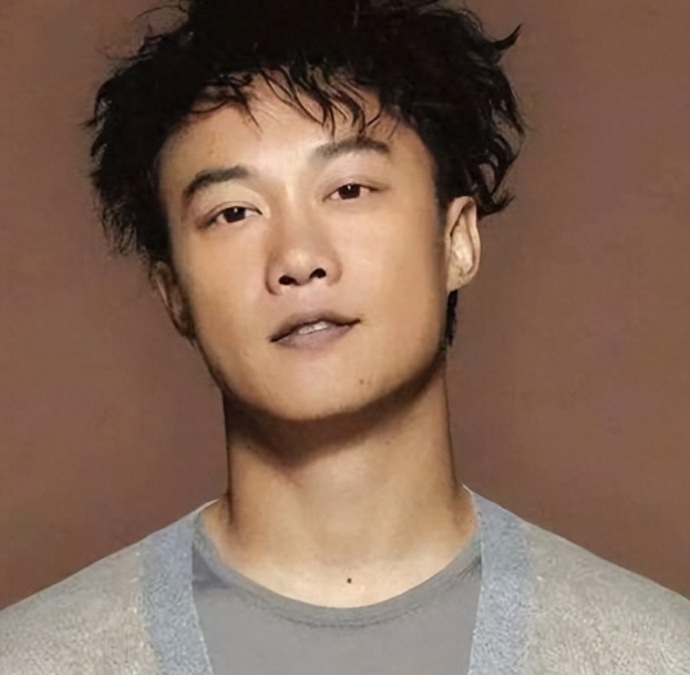 陈奕迅