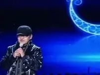 弯弯的月亮